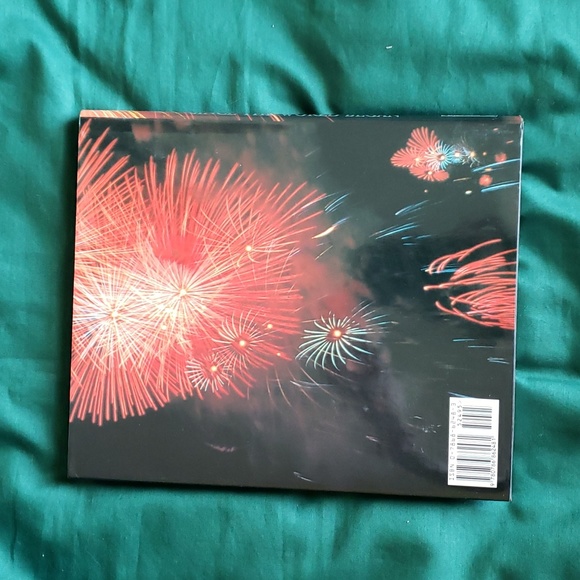 DISNEY "Since the World Began" Book - Picture 2 of 10